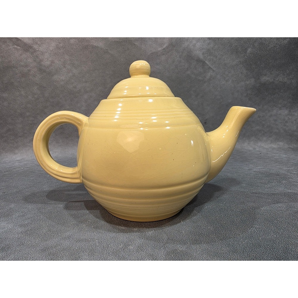 Sonoma Goods for Life Yellow Ceramic Teapot Ribbed Design w/lid Cottage Core